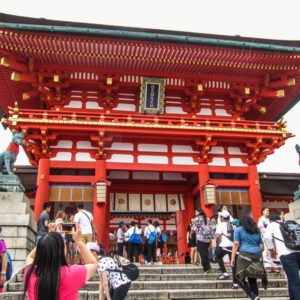Στο ναό Φουσίμι Ινάρι