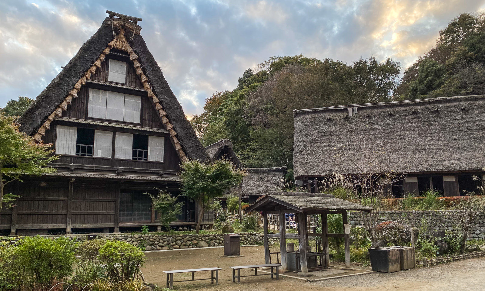 Νιχόν Μινκαέν, ένα υπαίθριο μουσείο με παραδοσιακά κτήρια της Ιαπωνίας