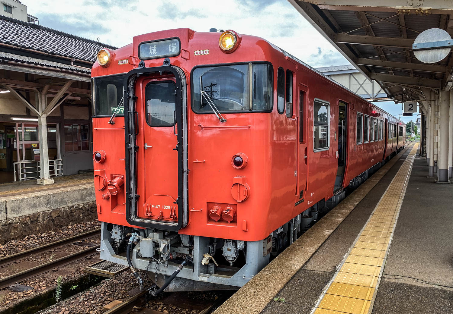 KiHa 47 – Ένα τρένο στο νομό Τογιάμα